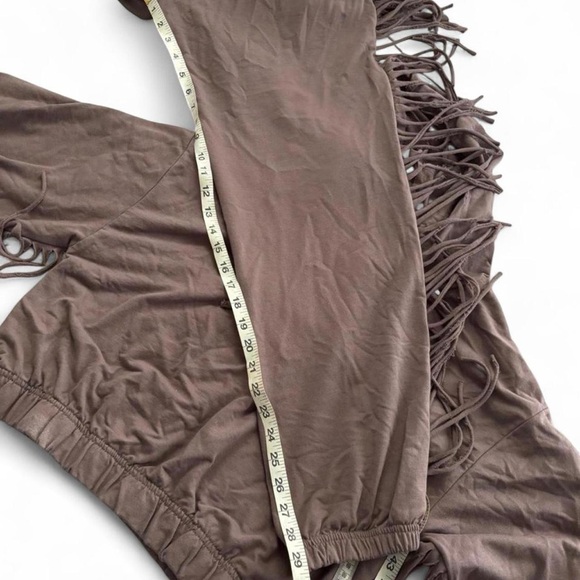Fringe hoodie and pants set Size medium - Picture 6 of 7